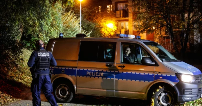 000JEN1MLS9VML1F-C461-F4