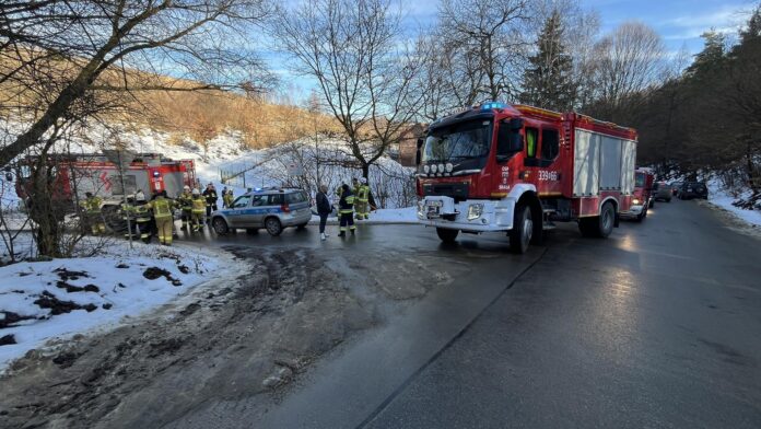 32ef9d56-8d12-49f2-9b15-a2bfa2d45d70